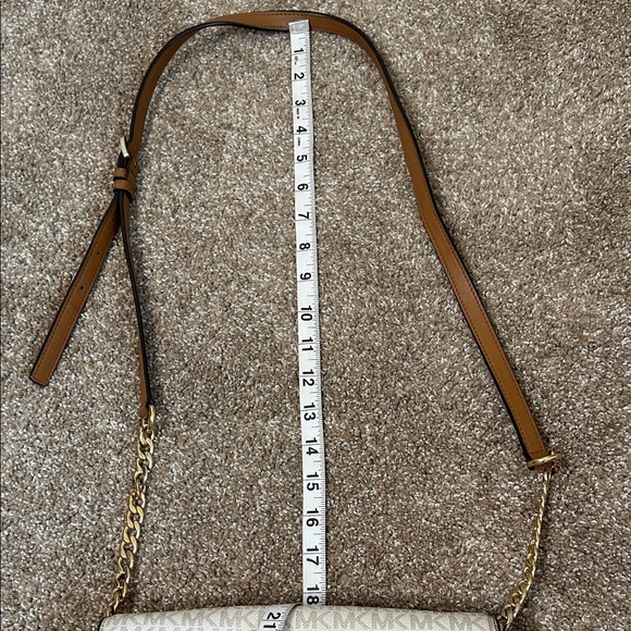 Michael Kors Cream and Tan Crossbody Bag with Gold Chain signature monogram - Picture 7 of 13